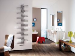 yucca 1800_chrome_bath1_family_02_WEB