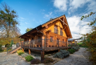 Srub-namisto-roubenky-uvodni