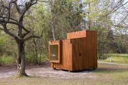 Malý zahradní domek - celkový pohled