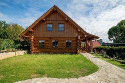 DrevoaStavby-masivni-drevostavba-srub