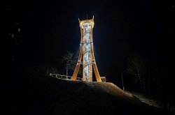 DrevoaStavby.cz Rozhledna na Hamštejnském vrchu v Českém ráji 1