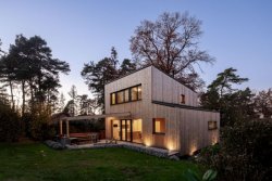 uvodni-CLT-drevostavba-u-lesa-3AE-