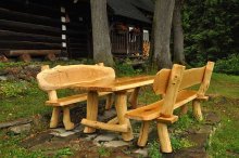 Zahradn&iacute; n&aacute;bytek z dubov&eacute;ho dřeva&nbsp;SRUBY PAC&Aacute;K