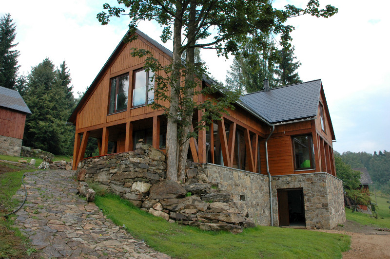 TFH: <small>Chcete bydlet ve výjimečném domě? Postavte si těžký skelet!</small>