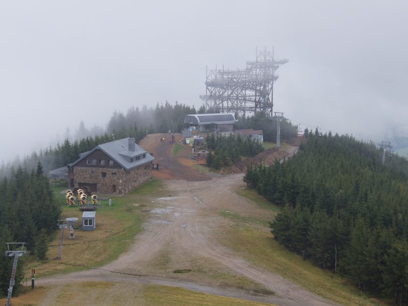 stezka v oblacích a v mlze