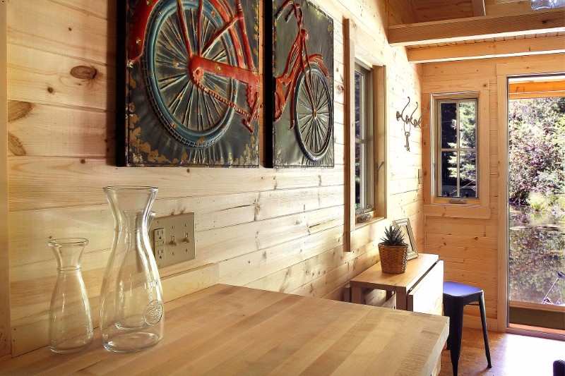 mobiln&iacute; mini domek interi&eacute;r