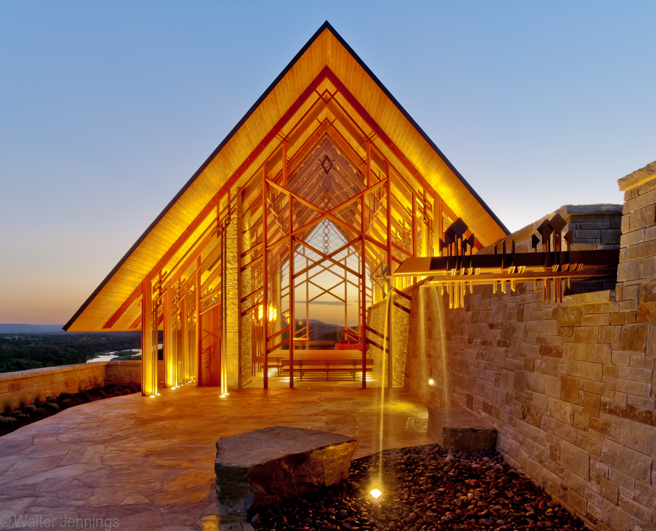 Dřevěná kaple na ranči Rio Roca oslavuje texaské černé zlato