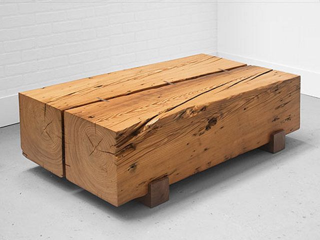 Newyorští designéři skupiny Uhuru nechávají dřevo žít