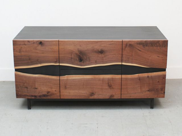 dřevěná skříňka design uhuru