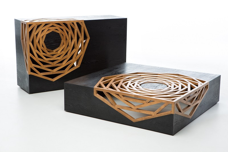 dřevěn&yacute; stolek Hanako Black