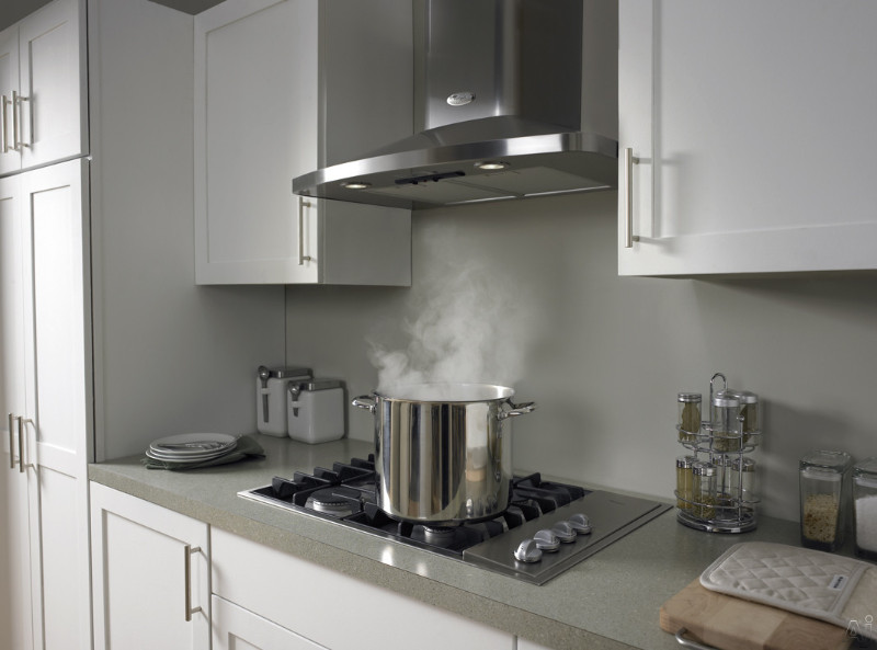 Dřevěné digestoře se nevyrábějí, ale výběr je jinak velmi široký