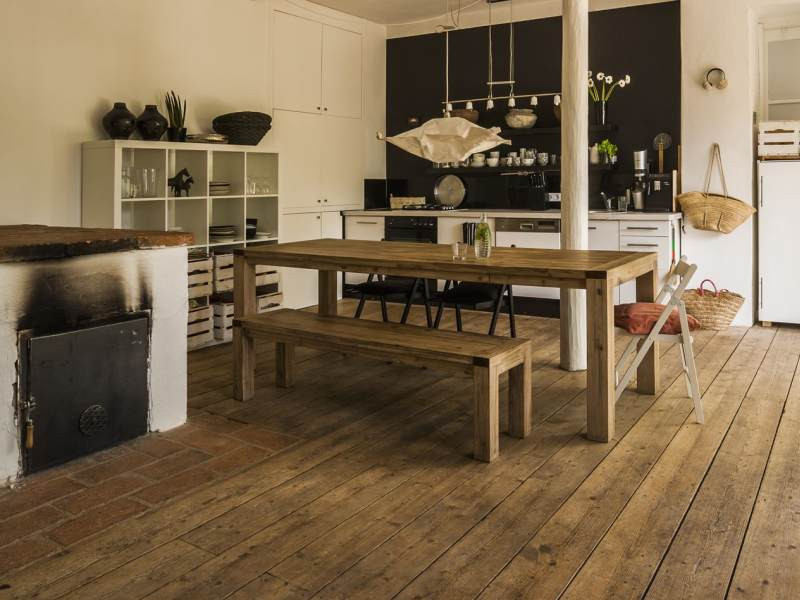 Diningroom-woodenfloor Westend61