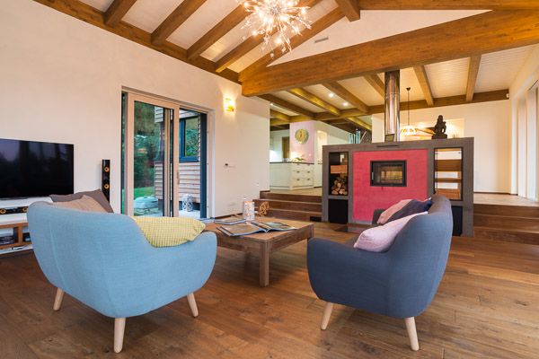 dum-s-ozvenami-karibiku-krbova-kamna