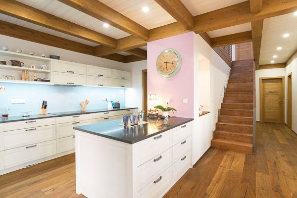 dum-s-ozvenami-karibiku-kuchyn