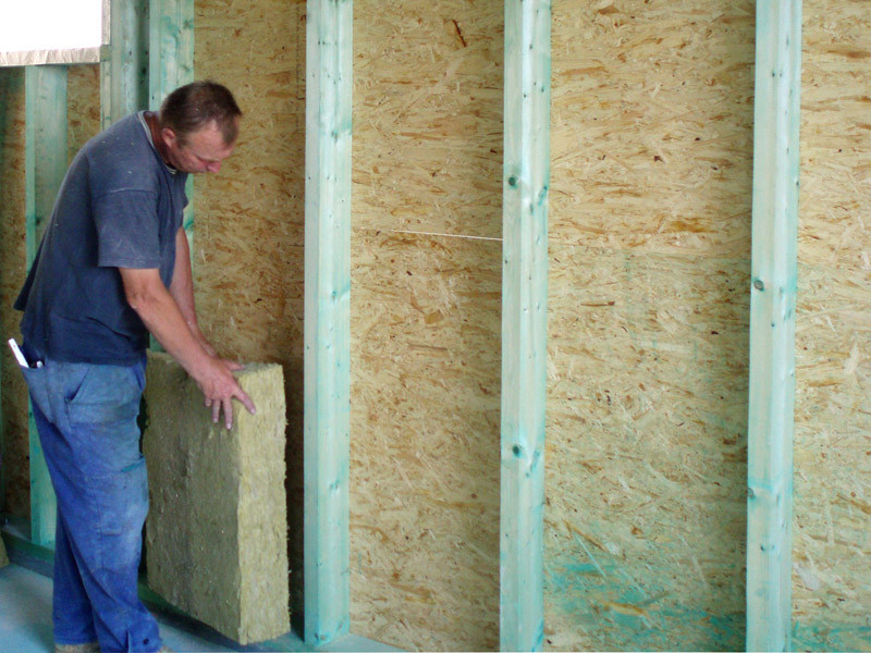 Aby dřevostavba nelehla popelem