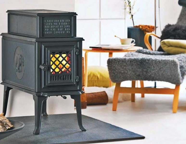 Jotul-kamna na dřevo