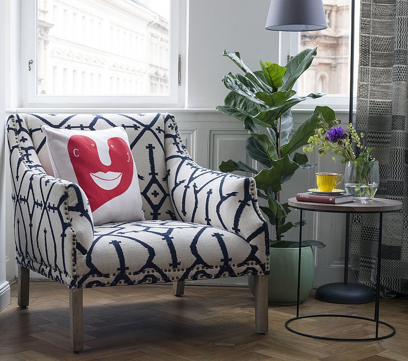 jain-and-kriz-oba-living-polstar-interier-kreslo-nabytek-dekorace-polstar-zavesy