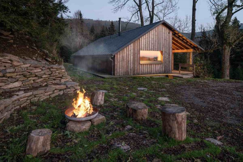 DrevoaStavby.cz | Ve stromové náruči (MOLO architekti s.r.o.) DrevoaStavby.cz | Ve stromové náruči (MOLO architekti s.r.o.)