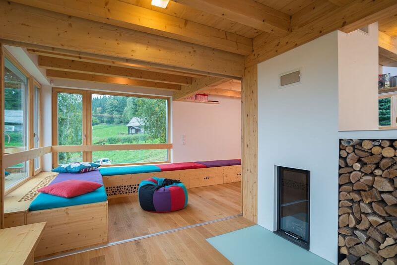 dum-tancici-mezi-skalnimi-masivy-kamna