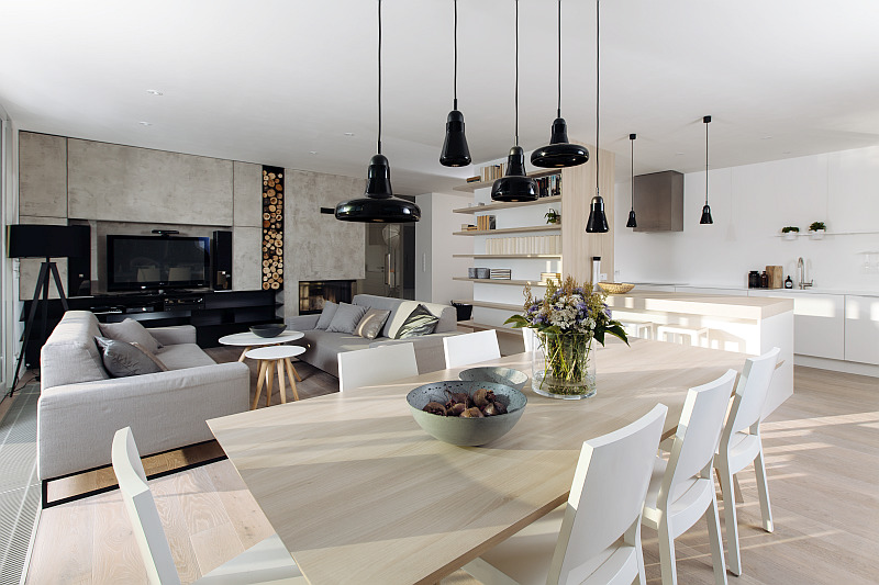 drevostavba-tvar-ypsilon-obyvaci-pokoj-jidelna