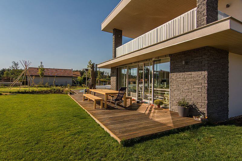 drevostavba-tvar-ypsilon-terasa