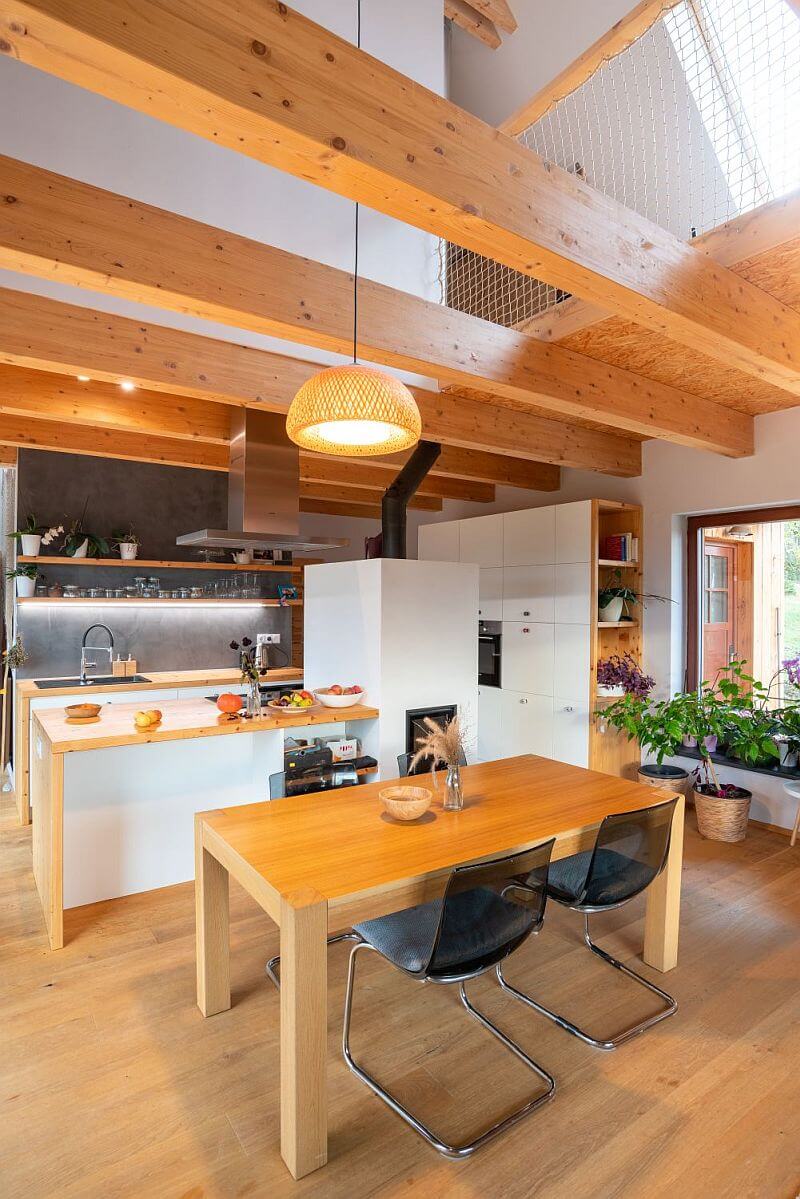 drevostavba-ekopanely-hlavni-obytny-prostor