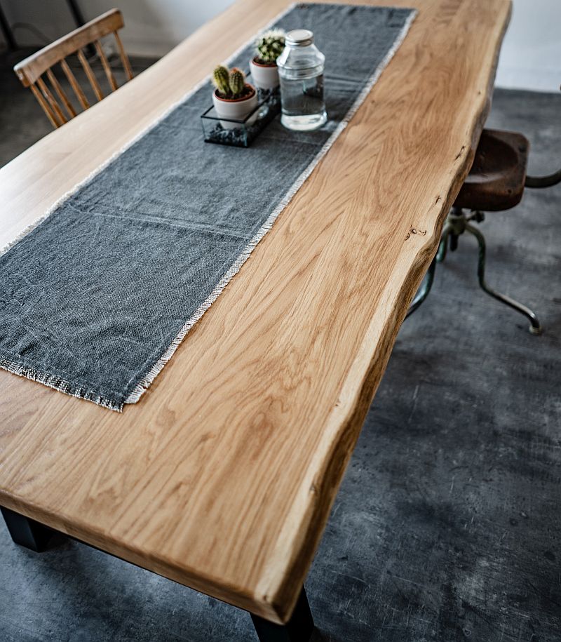 masivni-dreveny-nabytek-stul-3