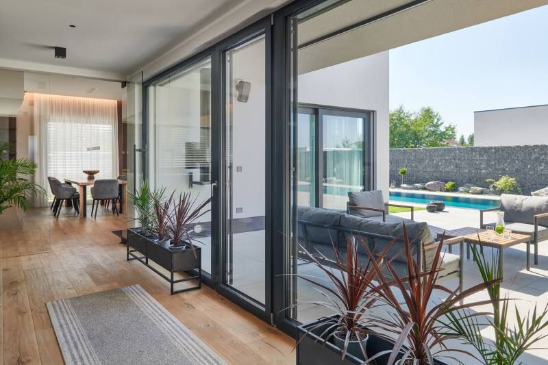 DrevoaStavby.cz | Tvarem při zemi komfortem v oblacích | Luxusní dřevostavba 3AE DrevoaStavby.cz | Tvarem při zemi komfortem v oblacích | Luxusní dřevostavba 3AE