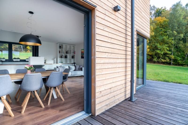 DrevoaStavby.cz | Tvarově čistá dřevostavba ve svažitém pozemku DrevoaStavby.cz –Tvarově čistá dřevostavba ve svažitém pozemku-5