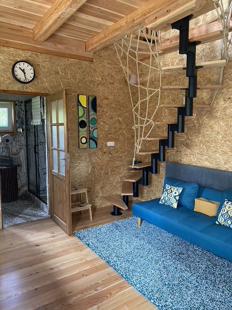 DrevoaStavby.cz | Zahradní dřevostavba s příměsí mozaiky DrevoaStavby.cz | Zahradní dřevostavba s příměsí mozaiky