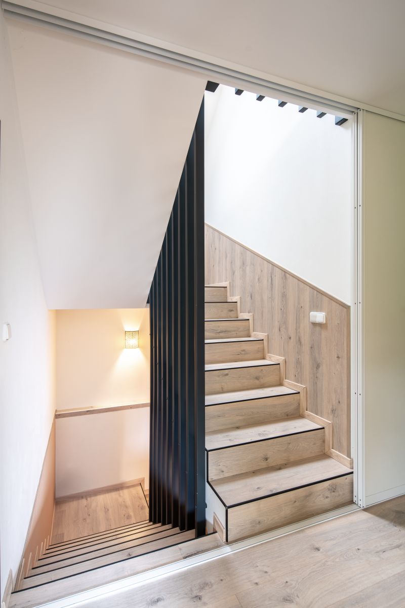 DrevoaStavby.cz Krkonošská dřevostavba s modřínovým obložením VEXTA DrevoaStavby.cz Krkonošská dřevostavba s modřínovým obložením VEXTA_dveře 1