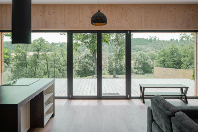 DrevoaStavby.cz Moderní víkendová dřevostavba z CLT panelů DrevoaStavby.cz Moderní víkendová dřevostavba z CLT panelů