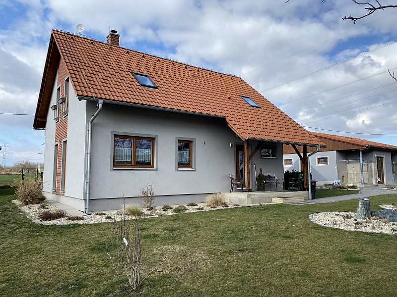 navsteva-drevostavby-po-letech-foto-domu-soucasna-podoba-domu