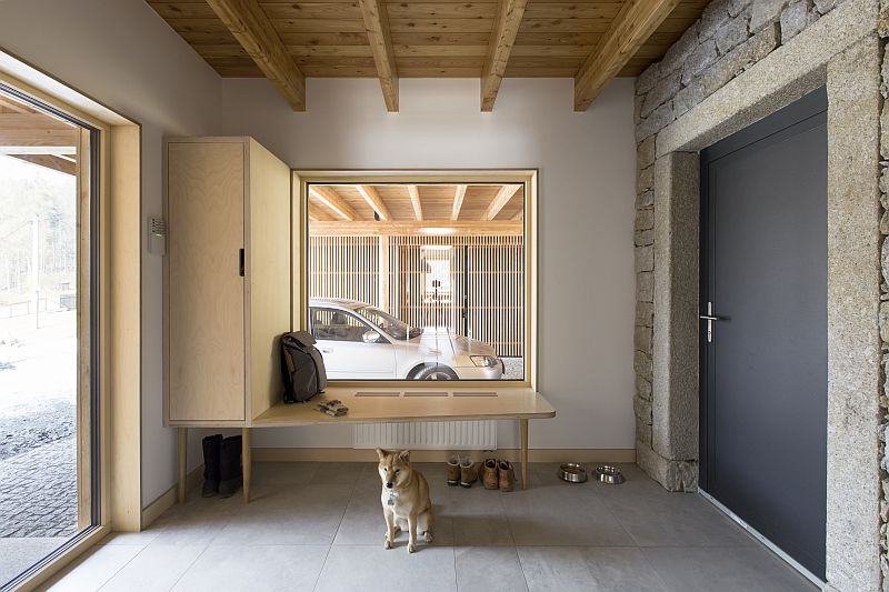 TFH-drevene-skeletove-domy-drevostavba-chodba