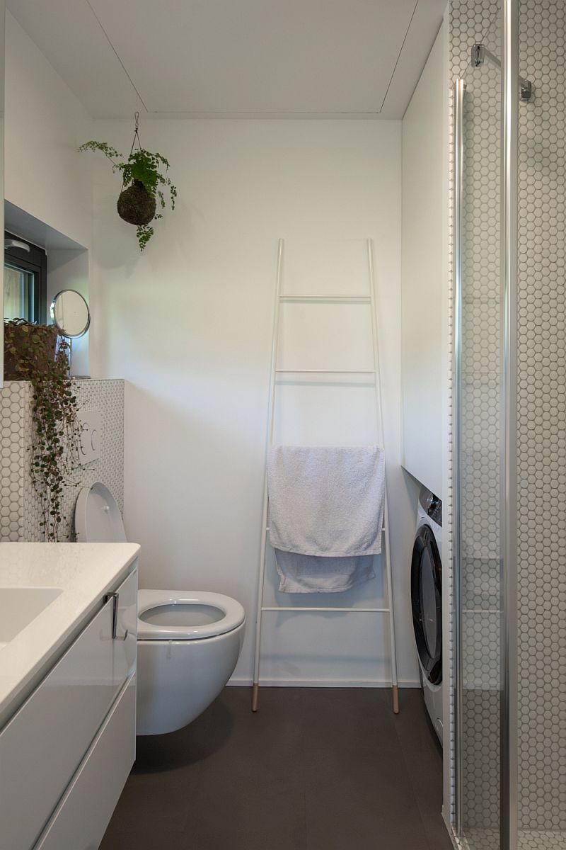 mala-drevostavba-koupelna