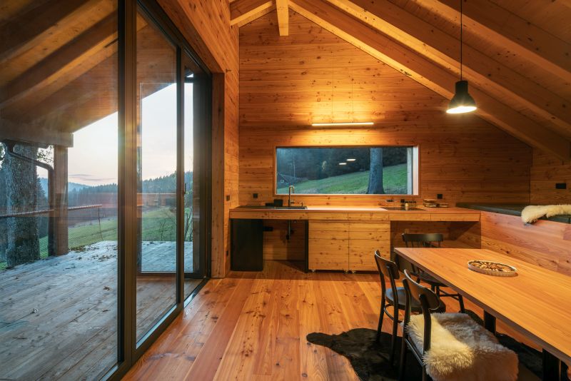 DrevoaStavby.cz | Pařezová chaloupka v Orlických horách DrevoaStavby.cz | Pařezová chaloupka v Orlických horách