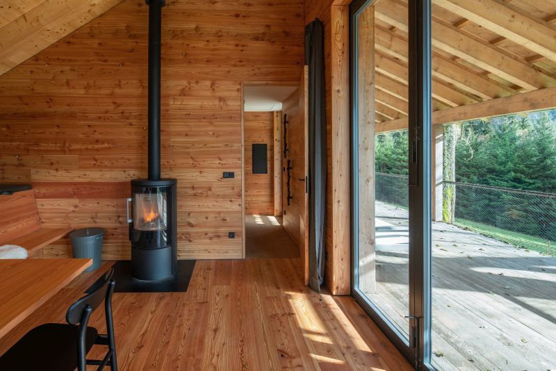 DrevoaStavby.cz | Pařezová chaloupka v Orlických horách DrevoaStavby.cz | Pařezová chaloupka v Orlických horách