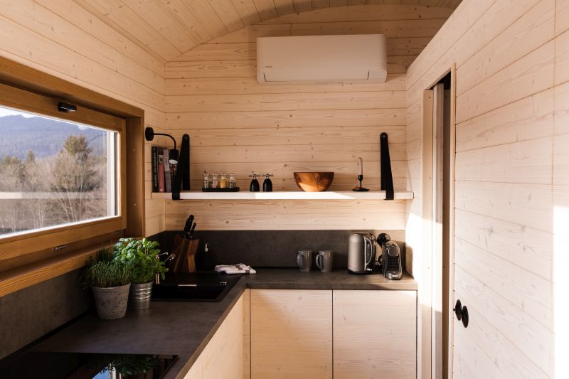 DrevoaStavby.cz | Spaní na medu | Ubytování ve dřevěném včelíně DrevoaStavby.cz | Spaní na medu | Ubytování ve dřevěném včelíně