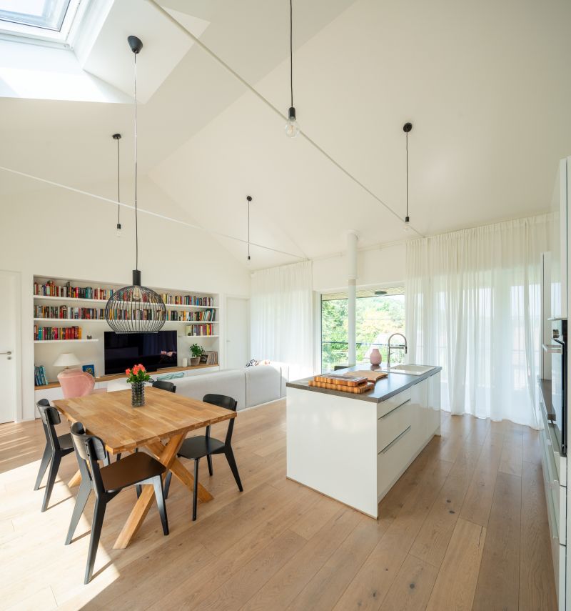 DrevoaStavby.cz Neobyčejná dřevostavba ve strmém svahu DrevoaStavby.cz Neobyčejná dřevostavba ve strmém svahu