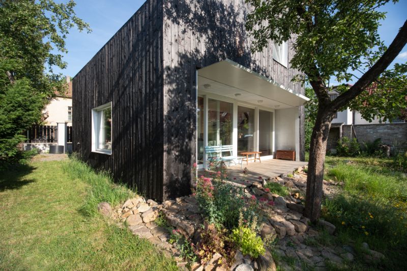 DrevoaStavby.cz-Černá perla DrevoaStavby.cz-Černá perla