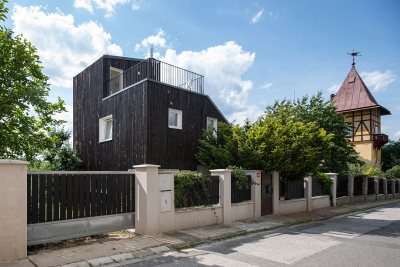 DrevoaStavby.cz-Černá perla DrevoaStavby.cz-Černá perla