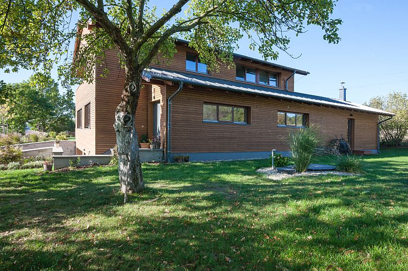 RD-Chvaletice-pohled-zezadu