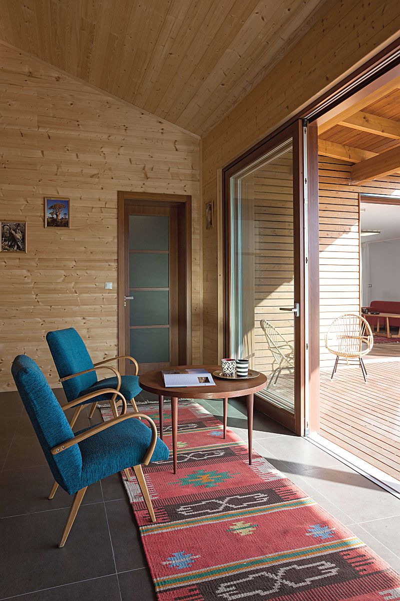 RD-Chvaletice-posezeni-u-terasy