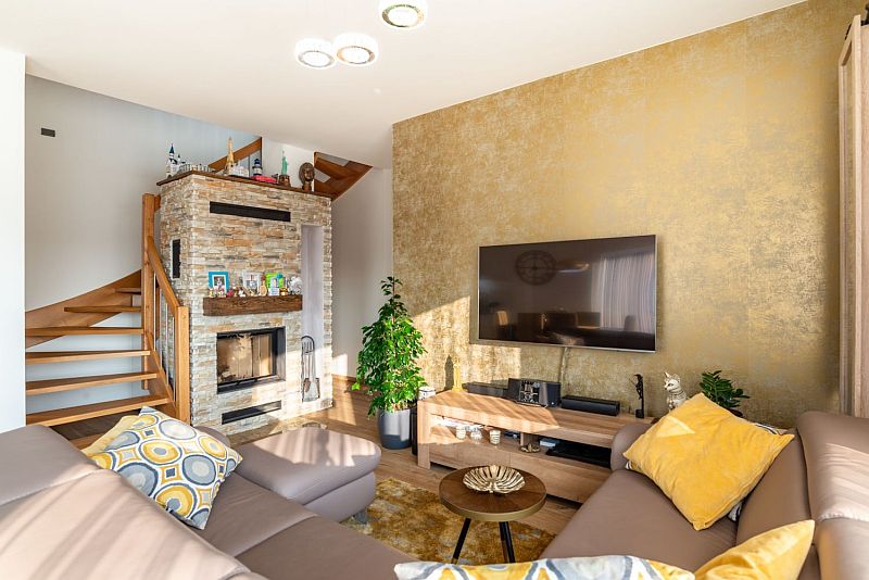 drevostavba-atrium-interier-obyvaci-pokoj