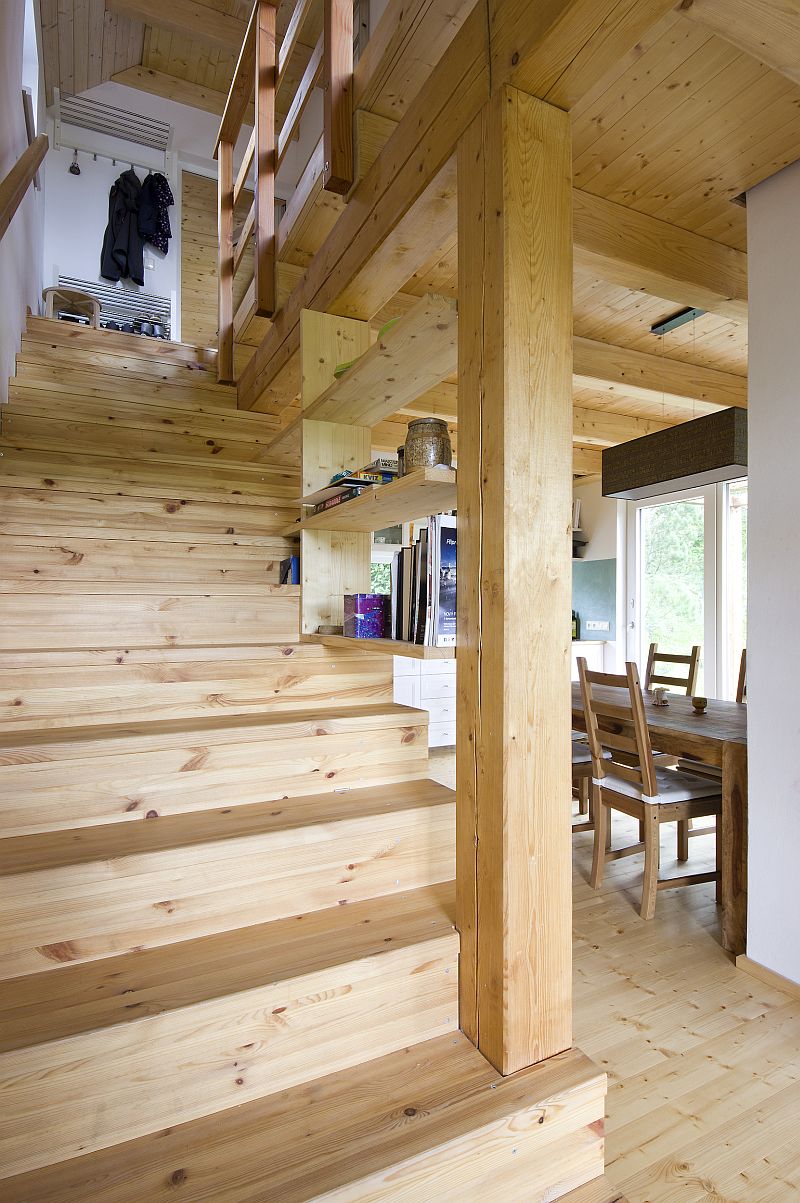 chata-v-krusnohori-interier-schodiste