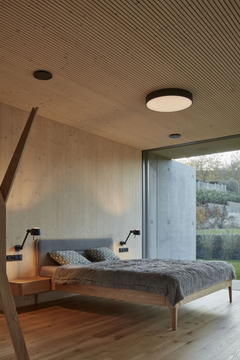 DrevoaStavby.cz Rozlehlá přízemní dřevostavba DrevoaStavby.cz Rozlehlá přízemní dřevostavba