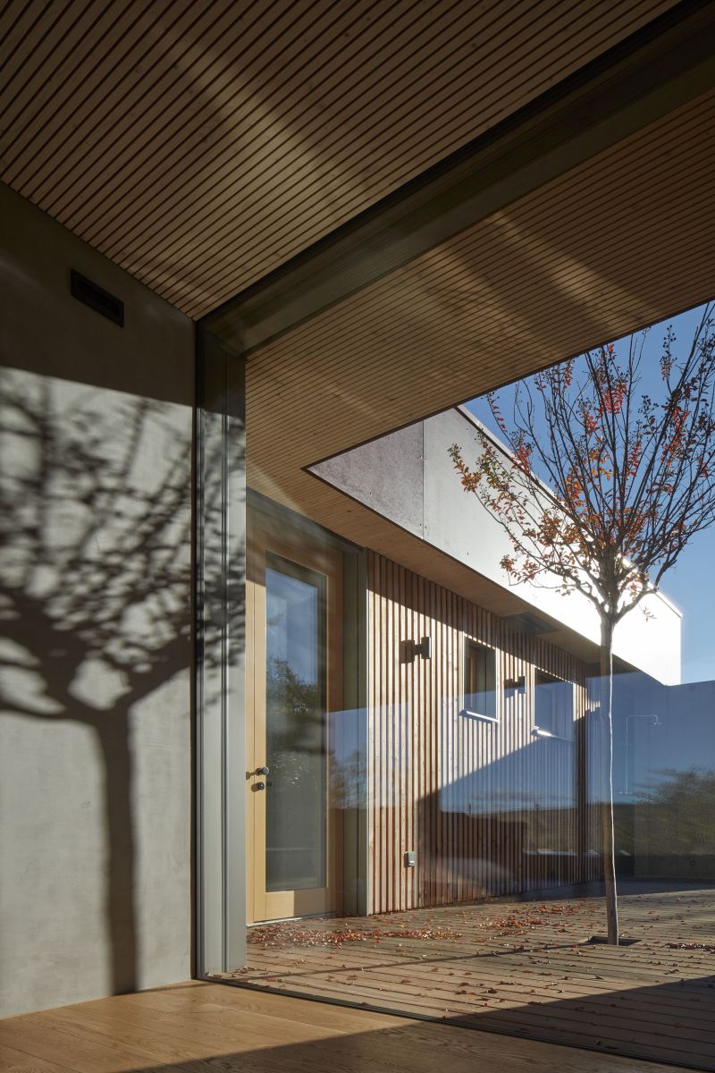 DrevoaStavby.cz Rozlehlá přízemní dřevostavba DrevoaStavby.cz Rozlehlá přízemní dřevostavba