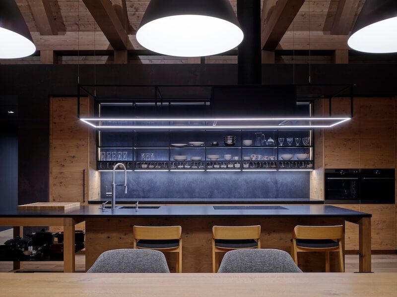 honosna-drevostavba-krivoklatsko-kuchynska-linka