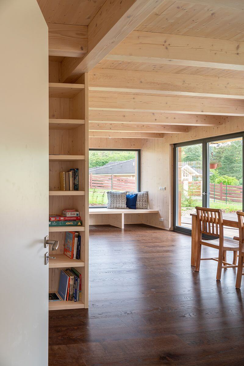 dum-slapska-prehrada-interier