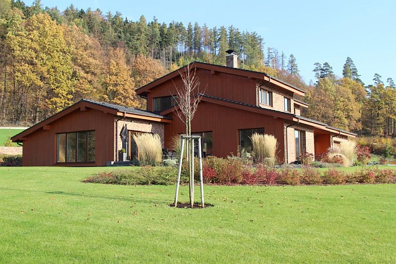 drevostavba-two-by-four-foto-domu-relaxacni-cast-tinified